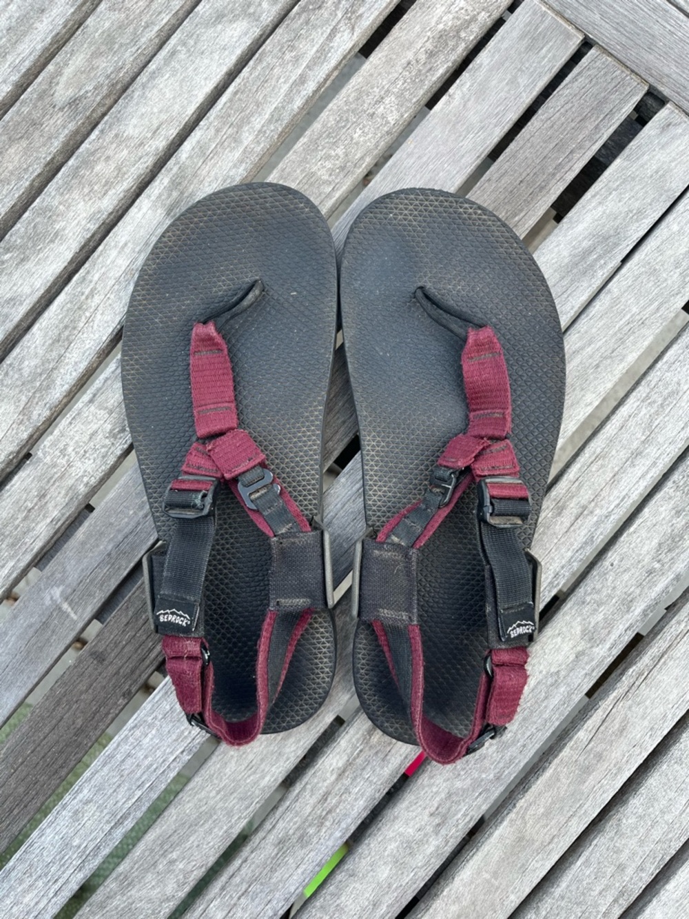 Bedrock Sandals Cairn Evo Maroon